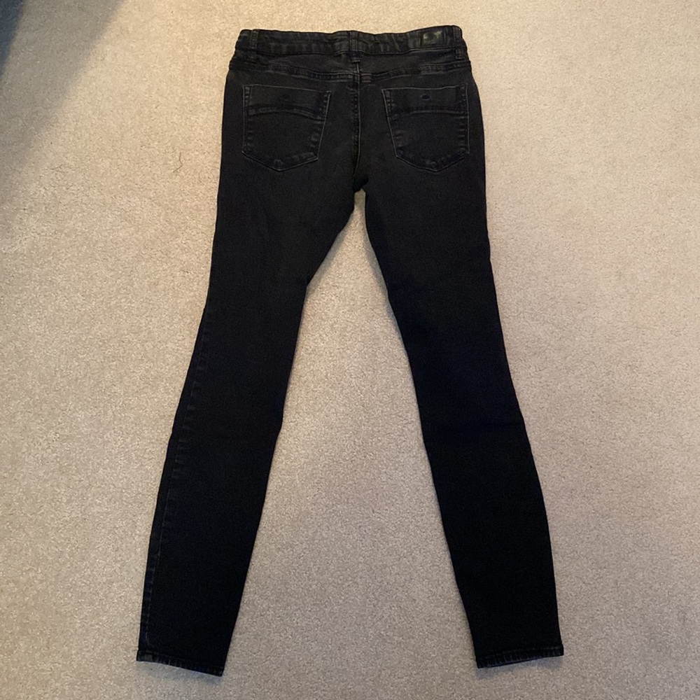 Tilly’s RSQ Distressed Black Skinny Jeans - Picture 3 of 4